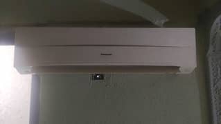 very argent sell Panasonic 1.5 ton Ac