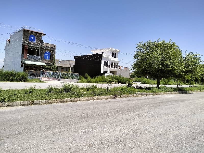 Spacious Residential Plot Is Available For Sale In Ideal Location Of I-14/2 0