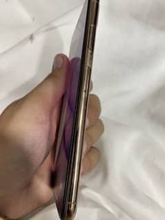 iphone xsmax factory unlock  256gb  golden color only battery change