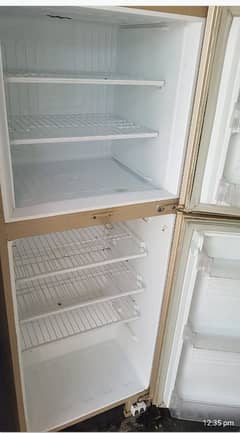 PEL REFRIGERATOR