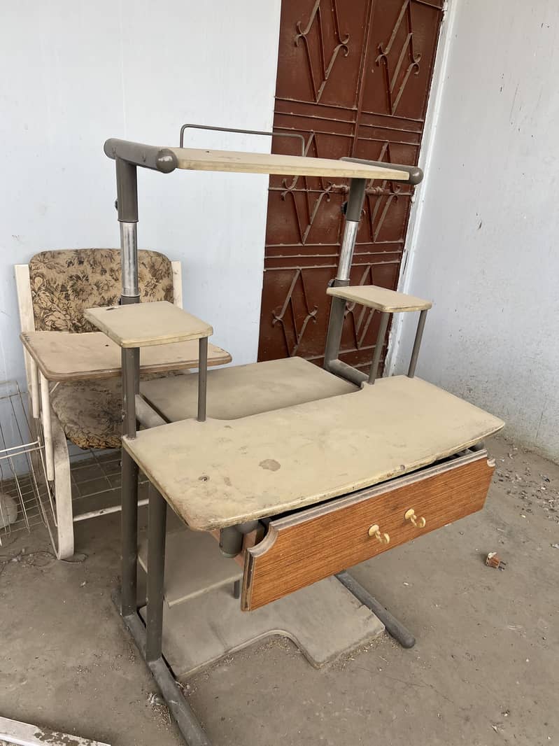 Computer table for sell 0