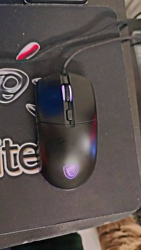 MSI GK310 COMBO KEYBOARD+MOUSE RGB BARELY USED A* CONDITION 3
