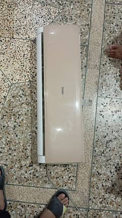 WINDOW AC