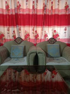 Second-Hand Sofa in Top Condition - Comfortable 5 Seater Sofa For Sale