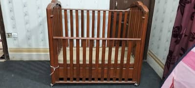pure Taliii baby cot/crib