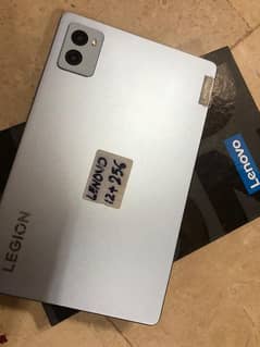 Lenovo Legion y700