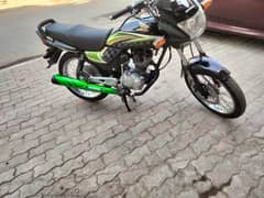 Honda deluxe cg 125 for sale 0322,095,40,12 model 2015 Punjab register