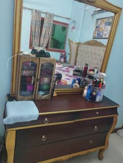 Bed,side table, dressing