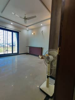 G14/4 Size 5 Marla Luxury Ground PORTION Available For Rent