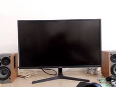 SAMSUNG 4K Ultra HD 32 Inches LED Monitor