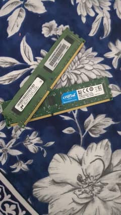 DDR3 4 gb ram stick 2 sticks for sale 1600Mhz