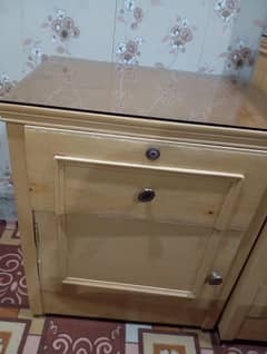 king size bed with dressing table and side tables