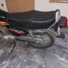 125 Black colour 18 model