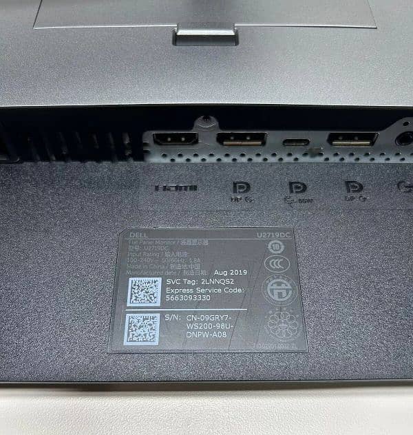 Dell U2719DC Type c Ultra borderless display 8