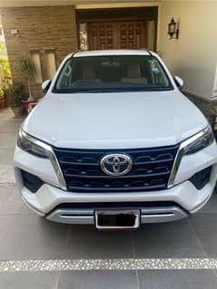 Toyota Fortuner 2021
