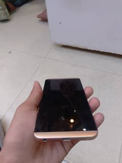 LG