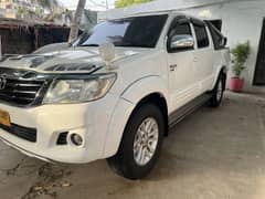 Hilux Vigo Champ 2015 GX plus 25th anniversary first owner