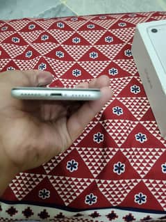 iPhone 7 128 gb 10/8.5 condition