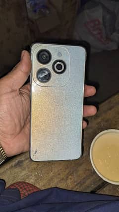 Infinix smart 8 4,64