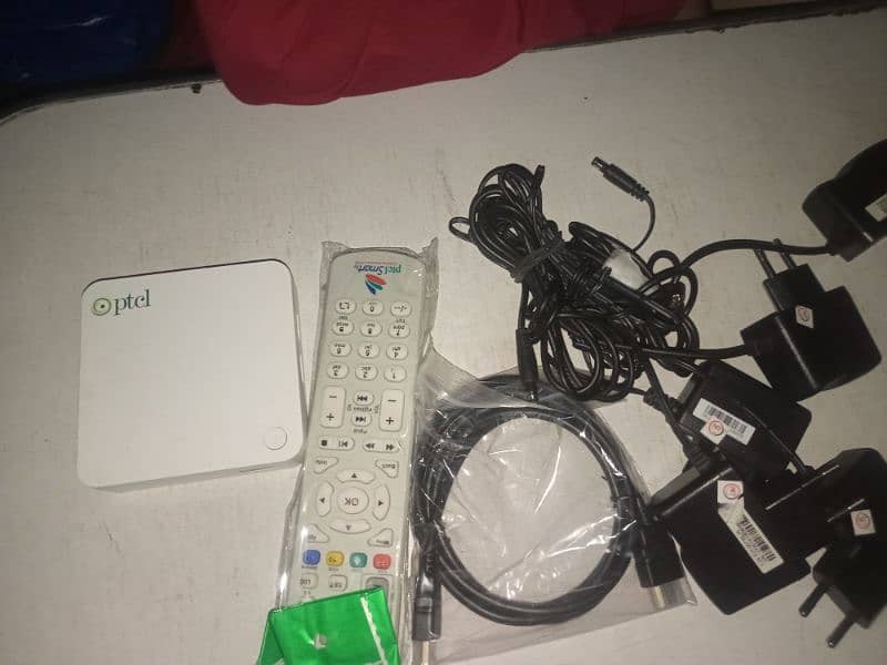 PTCL android box with adaptar HDMi 0
