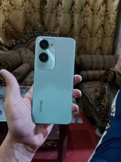 vivo v 18