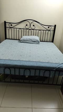 Iron bed with durafoam mattress