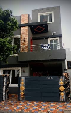 5 Marla Modern Brand New House A+Construction LDA Approved Area In New Lahore City Phase 2