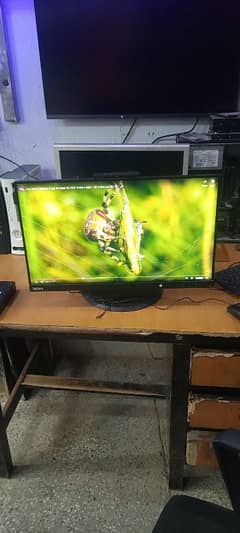 All in One PC available with 24inch led 6th and 4th generation