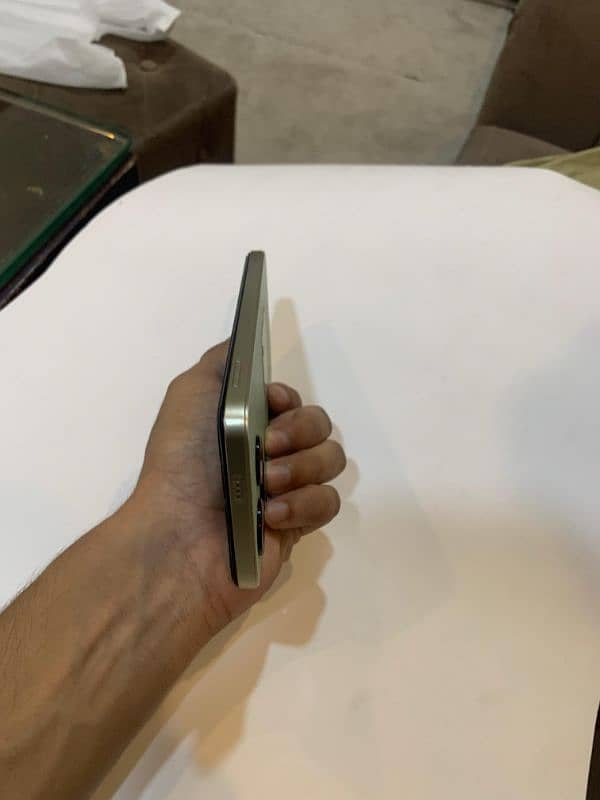 tecno  spark go 2k24  condition 10/10 3