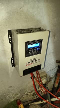 Simtek MPPT Charge Controller hybrid