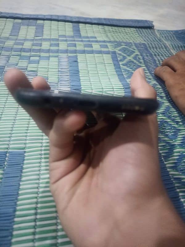 Huwei Y9 prime 2019.4ram. 128rom front camera not working. call ya Wtsp 2