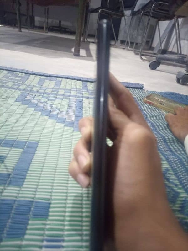 Huwei Y9 prime 2019.4ram. 128rom front camera not working. call ya Wtsp 5