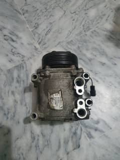 Ac compressor (Toyota corolla GLI)