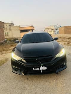 Honda Civic 1.8 2016 UG