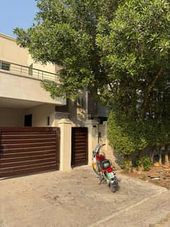 10 Marla House Is Available For Sale In Askari 11 At Super Hot Location