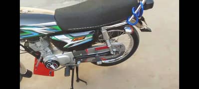 boht pyari bike