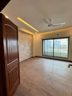 10 Marla Flat Is Available For Rent In Askari 11 At Super Hot Location