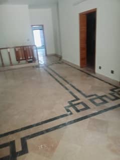 3bed Dd Lounge Sqtr Separate Entrance Available For Rent