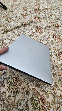 Dell XPS 13 7390, core i7 10 Gen, 4k Display touch