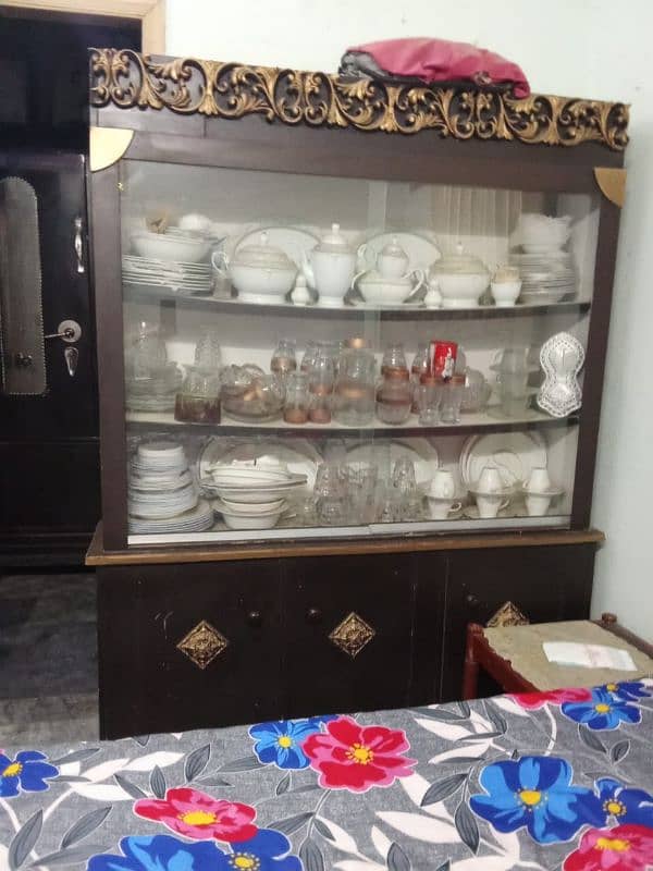 complete bed set with side table mirror table 4