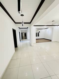 4200sq'Ft 4 Bedroom Apartment Available For Sale In F-11 Markaz Islamabad
