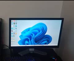 27 inch like new monitor