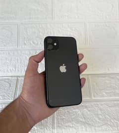 iPhone 11 99% Battery Health