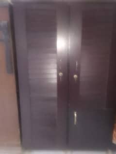 2 almari