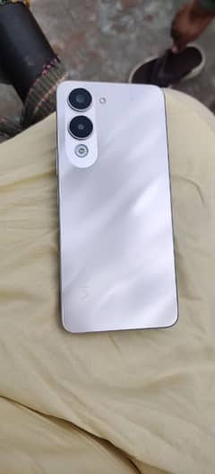 Vivo Y04 4gb 128gb