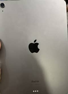 IPad Air 5th generation iCloud 10/10