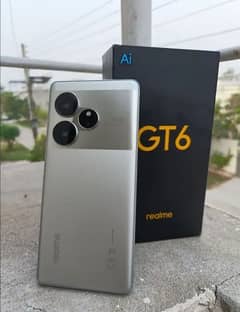 Realme GT 6 (16/512)