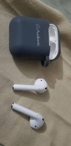 Earsphones