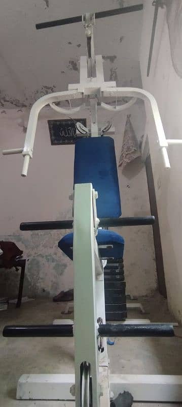 Multiple functions gym machine 4