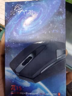 laptop and laptop accessories are available box pack